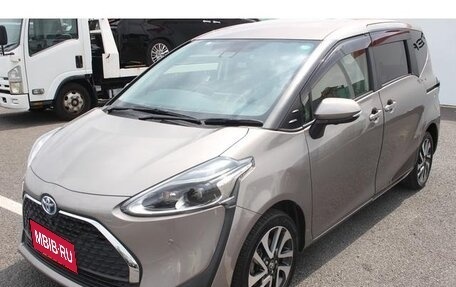 Toyota Sienta II, 2018 год, 1 189 000 рублей, 1 фотография