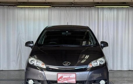 Toyota Wish II, 2012 год, 1 225 000 рублей, 2 фотография