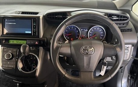 Toyota Wish II, 2012 год, 1 225 000 рублей, 26 фотография