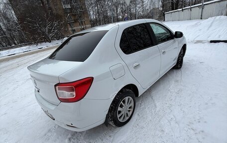 Renault Logan II, 2015 год, 700 000 рублей, 5 фотография