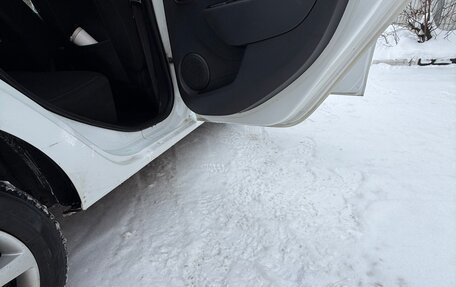 Renault Logan II, 2015 год, 700 000 рублей, 14 фотография