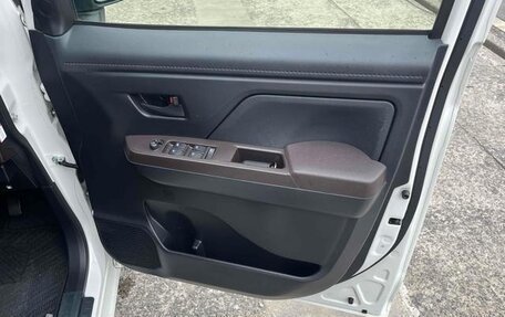 Toyota Tank I, 2017 год, 829 000 рублей, 13 фотография