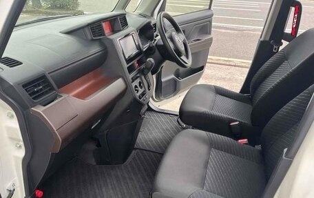 Toyota Tank I, 2017 год, 829 000 рублей, 10 фотография