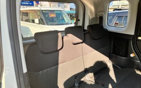 Toyota Tank I, 2018 год, 925 000 рублей, 25 фотография