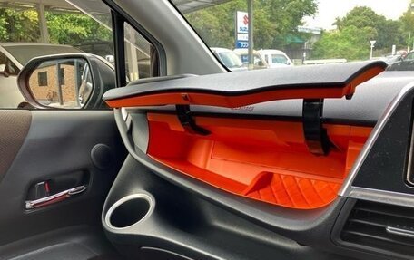 Toyota Sienta II, 2022 год, 1 213 000 рублей, 21 фотография