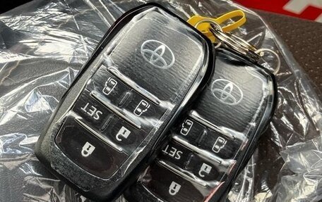 Toyota Sienta II, 2022 год, 1 213 000 рублей, 23 фотография