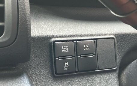 Toyota Sienta II, 2022 год, 1 213 000 рублей, 16 фотография