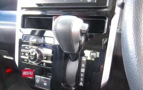 Toyota Roomy I, 2022 год, 1 165 000 рублей, 12 фотография