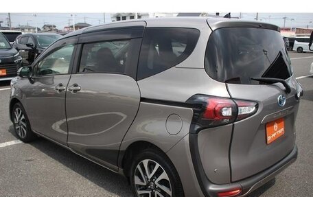 Toyota Sienta II, 2018 год, 1 189 000 рублей, 6 фотография