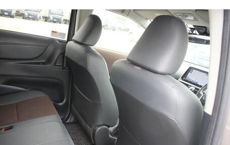 Toyota Sienta II, 2018 год, 1 189 000 рублей, 24 фотография