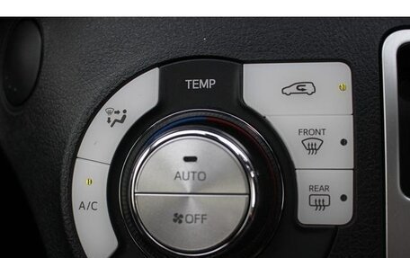 Toyota Sienta II, 2018 год, 1 189 000 рублей, 34 фотография