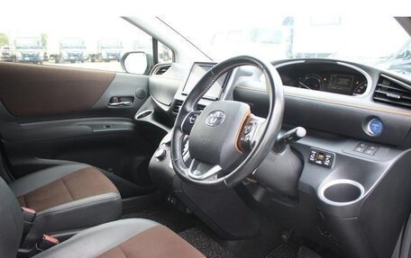 Toyota Sienta II, 2018 год, 1 189 000 рублей, 23 фотография