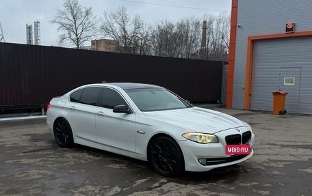 BMW 5 серия, 2011 год, 1 550 000 рублей, 10 фотография