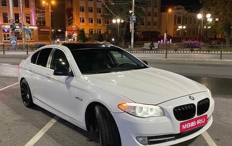 BMW 5 серия, 2011 год, 1 550 000 рублей, 16 фотография