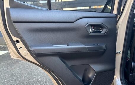 Toyota Raize I, 2022 год, 1 343 000 рублей, 22 фотография