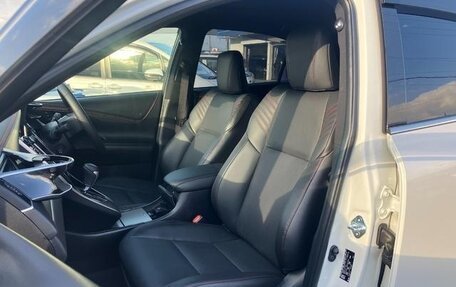 Toyota Harrier, 2020 год, 2 369 000 рублей, 19 фотография