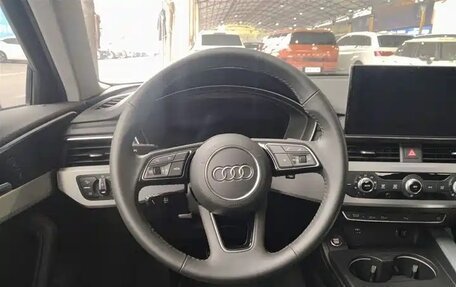 Audi A4, 2021 год, 2 750 000 рублей, 8 фотография