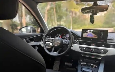 Audi A4, 2021 год, 2 750 000 рублей, 9 фотография