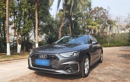 Audi A4, 2021 год, 2 750 000 рублей, 1 фотография