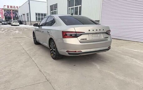Skoda Superb III рестайлинг, 2023 год, 2 170 000 рублей, 7 фотография