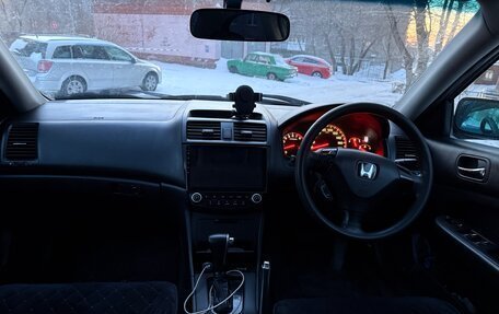 Honda Accord VII рестайлинг, 2002 год, 830 000 рублей, 6 фотография