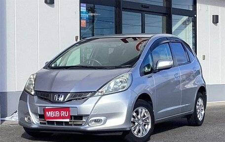 Honda Fit III, 2013 год, 669 000 рублей, 1 фотография