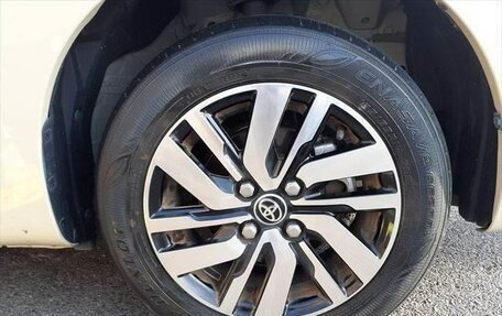 Toyota Passo III, 2023 год, 1 000 000 рублей, 17 фотография