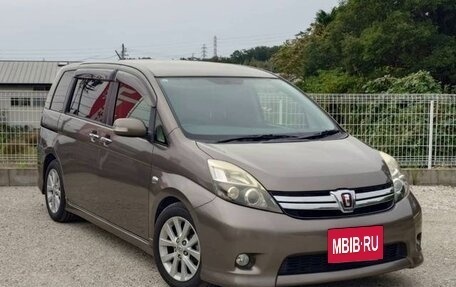 Toyota ISis I, 2017 год, 1 106 000 рублей, 10 фотография