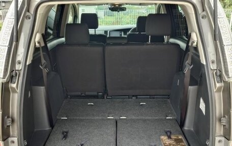 Toyota ISis I, 2017 год, 1 106 000 рублей, 28 фотография