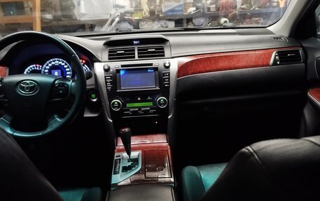 Toyota Camry, 2013 год, 1 800 000 рублей, 10 фотография