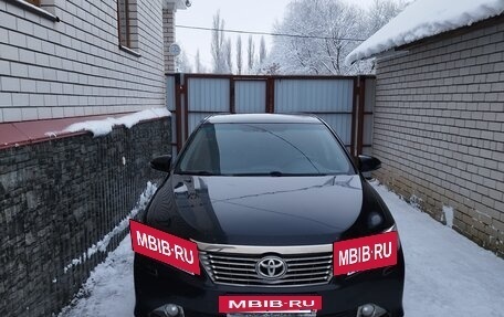 Toyota Camry, 2013 год, 1 800 000 рублей, 2 фотография