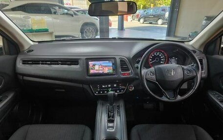 Honda Vezel, 2015 год, 1 326 000 рублей, 3 фотография