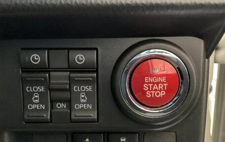 Toyota Roomy I, 2023 год, 962 000 рублей, 14 фотография