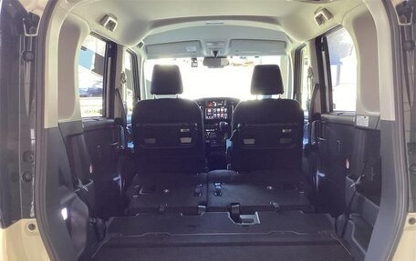 Toyota Roomy I, 2023 год, 962 000 рублей, 24 фотография