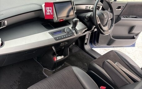 Honda Freed I, 2015 год, 1 490 000 рублей, 17 фотография