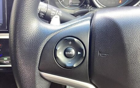 Honda Fit III, 2015 год, 925 000 рублей, 8 фотография