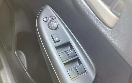 Honda Fit III, 2015 год, 925 000 рублей, 17 фотография