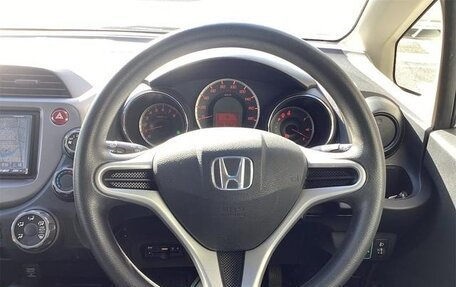Honda Fit III, 2013 год, 669 000 рублей, 8 фотография