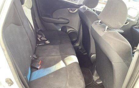 Honda Fit III, 2013 год, 669 000 рублей, 23 фотография