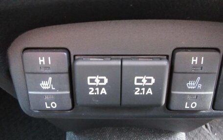 Toyota Sienta II, 2022 год, 1 210 000 рублей, 11 фотография