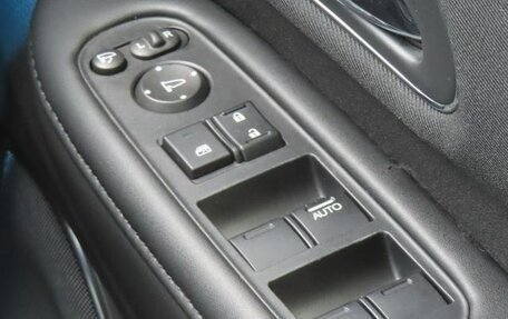 Honda Vezel, 2015 год, 1 409 000 рублей, 23 фотография