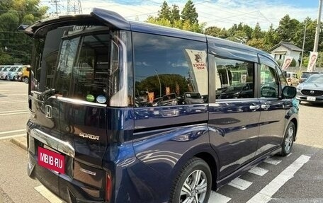 Honda Stepwgn IV, 2017 год, 1 811 000 рублей, 2 фотография