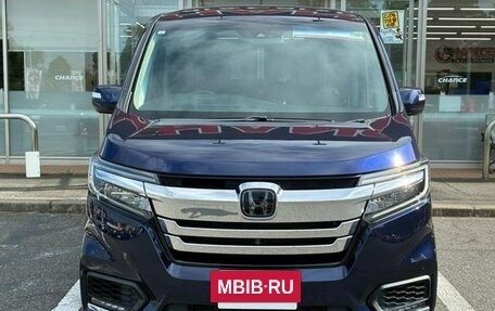 Honda Stepwgn IV, 2017 год, 1 811 000 рублей, 6 фотография