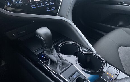 Toyota Camry, 2020 год, 2 198 000 рублей, 14 фотография
