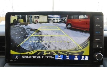 Honda Vezel, 2022 год, 1 860 000 рублей, 15 фотография