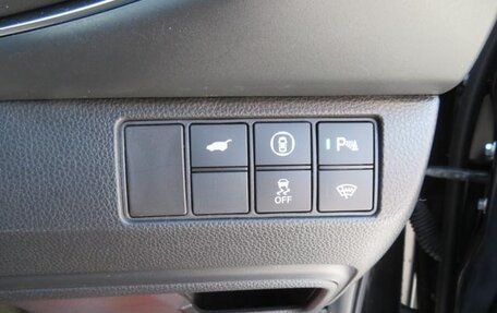 Honda Vezel, 2022 год, 1 860 000 рублей, 19 фотография