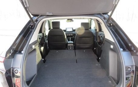 Honda Vezel, 2022 год, 1 860 000 рублей, 39 фотография