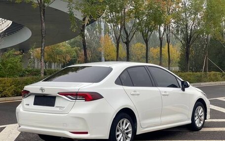 Toyota Corolla, 2022 год, 1 365 000 рублей, 4 фотография