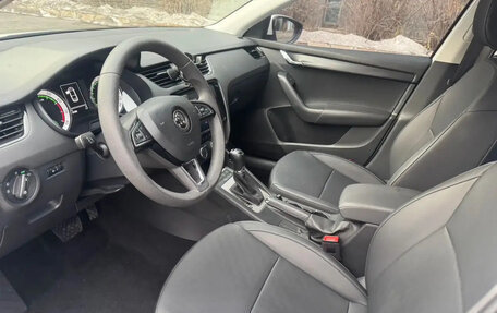 Skoda Octavia, 2022 год, 1 955 000 рублей, 3 фотография