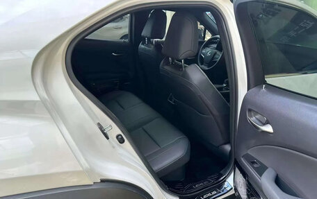 Lexus UX I, 2025 год, 5 460 000 рублей, 7 фотография